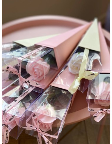 Róża mydlana w prezentowym opakowaniu