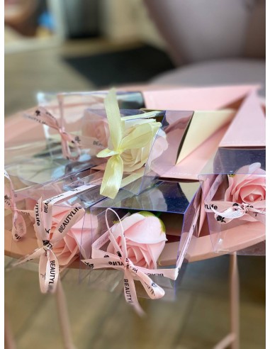 Róża mydlana w prezentowym opakowaniu