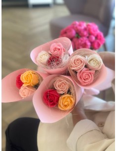 Bukiet z 3 róż mydlanych 2