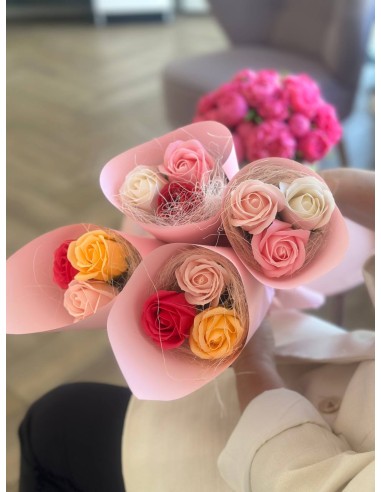 Bukiet z 3 róż mydlanych