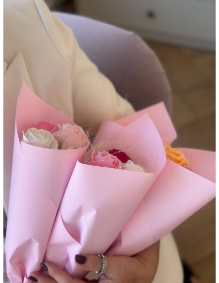 Bukiet z 3 róż mydlanych