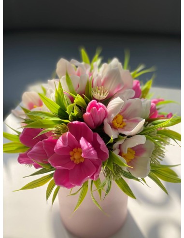 Mydlany bukiet jasnoróżowych magnolii...